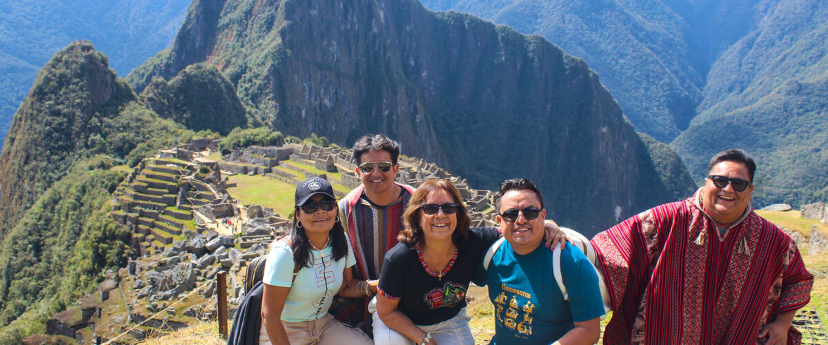 Sacred Valley + Machu Picchu Tour 2 Days