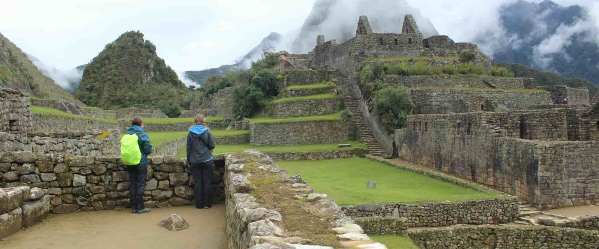 Sacred Valley + Machu Picchu Tour 2 Days