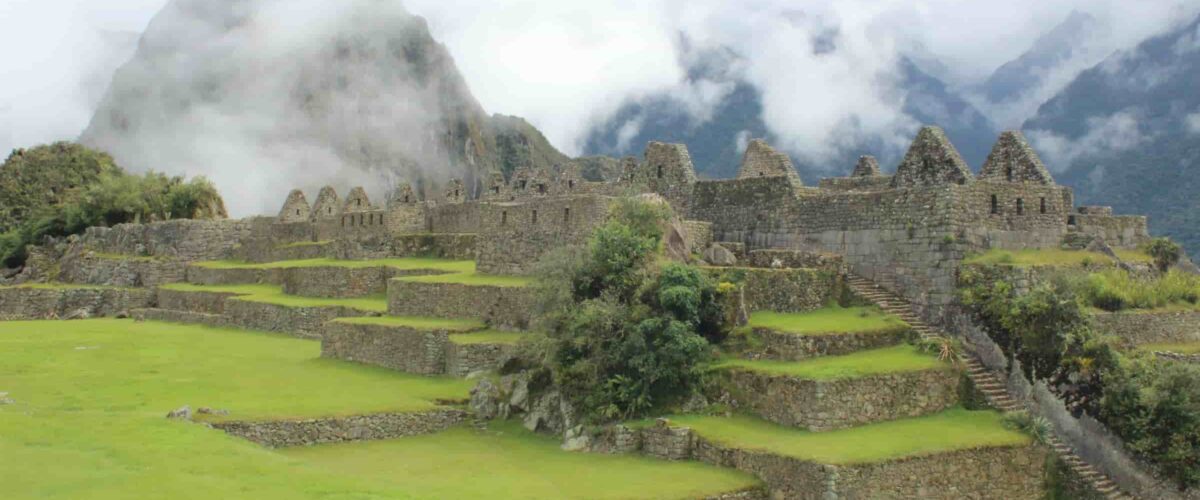 Sacred Valley + Machu Picchu Tour 2 Days