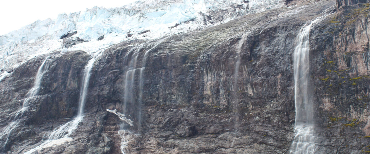 Ausangate Trek And Rainbow Mountain  4 Days / 3 Nights