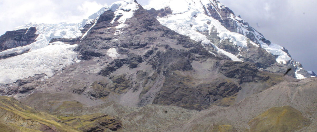 Ausangate Trek And Rainbow Mountain  4 Days / 3 Nights
