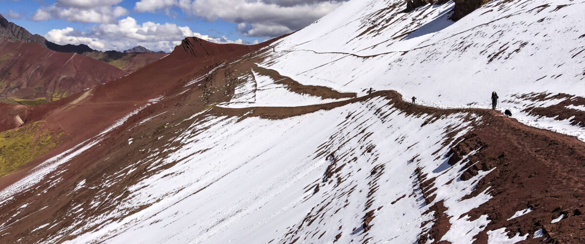 Red Valley & Rainbow Mountain1 Day Hike